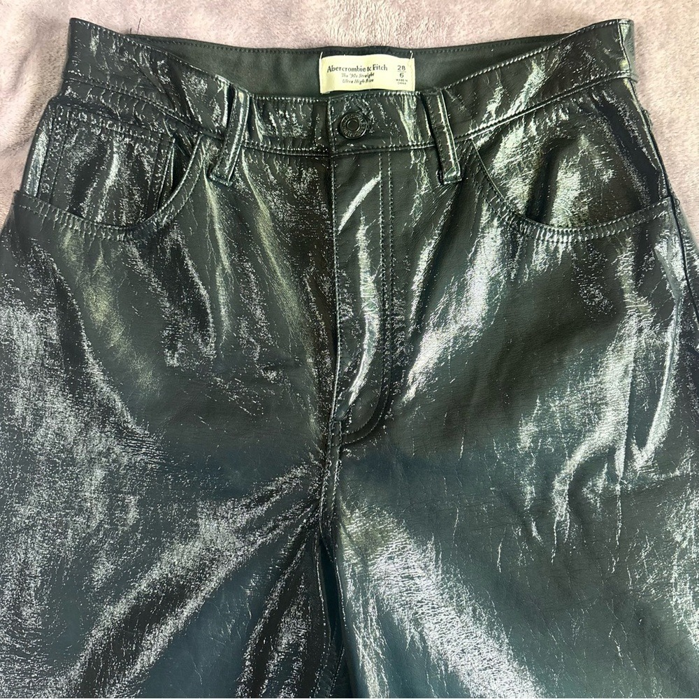 Abercrombie & Fitch The90s Straight Ultra High Rise Vegan Leather Pants Black 28 - Picture 3 of 6